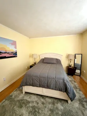 Experience the Charm of a Rustic Lakefront Cottage, Perfect for Year-Round Fun!