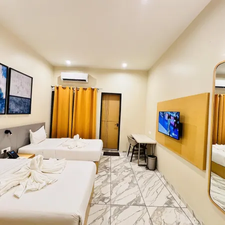 Ixoras Hotel Lemba