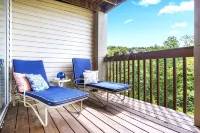 The Cove Walk-in 2BR 2Bath Condo on Table Rock Lake by Silver Dollar City - 4-Star