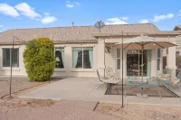 Beautiful 5-Bedroom Home in Surprise with Big Backyard Close to Spring Training