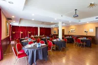 Vald Hotel - Cho phép mang theo thú cưng