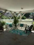 Feels like home! This spacious & cozy beach house is a short walk to the beach! - 3-Star