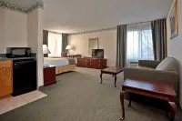 Holiday Inn Express & Suites KERNERSVILLE SOUTH by IHG - 3-Star