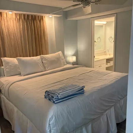 Catalina Beach Club Отели рядом с достопримечательностью «Парк Сан Сплэш»