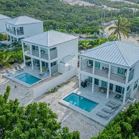 Villas with Private Pool 5 Min to Grace Bay Beach