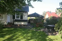 Vacation home in Bernau near Berlin in a quiet location with veranda and terrace - Homestays