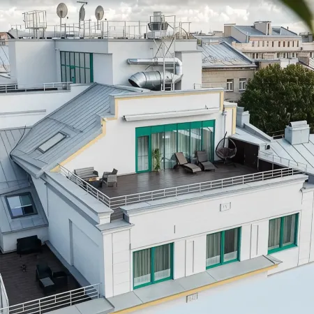 Велтон Клаб Отель и Апартаменты (Welton Club Hotel & Apartments) Отели рядом с достопримечательностью «Крестовский остров»
