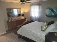 POLLY'S PARADISE...Close to caves and lakes. Luxurious, clean, beautiful!
