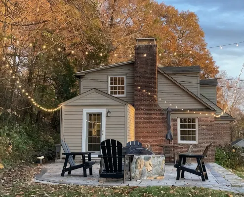 The Art House: 5-Acre, Private Getaway with Fireplace - 4-Star