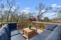 Family Friendly, Sleeps 11, Pets allowed! - 4つ星