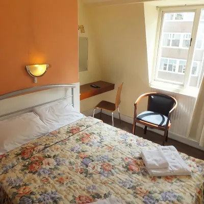 Gresham Hotel Bloomsbury Hotels near Congress Centre - TUC