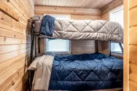Cozy Lake Front Cottage, Escape with Amenities - 3-Sterne