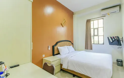 Asoka Inn Bandung - parking
