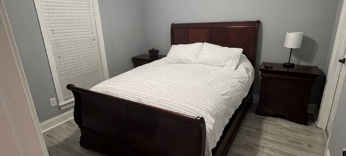 Luxurious 2 BR condo in North Augusta. Quiet, adjustable bed, power recliners Hotels in North Augusta