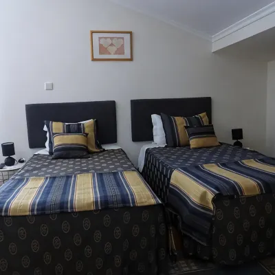 Residencial Luso Brasileira Các khách sạn gần Công viên thành phố Porto