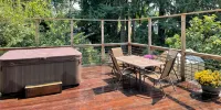 Olympic Hills six bed haven with hot tub and grill 레이크 시티 호텔