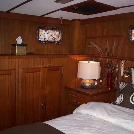 "Travelers Choice Award" Spacious 2Bd/2Bath Heat/AC 45 ft Yacht  Freedom Trail
