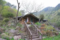 Hadong Deulkok Sanbang Pension - 2-Star