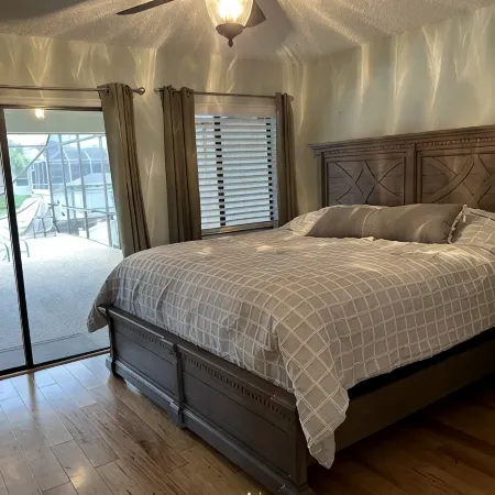 Canal Home 3Br 2BA with Salt Water Heated Pool and Boat DockDiscounts Available