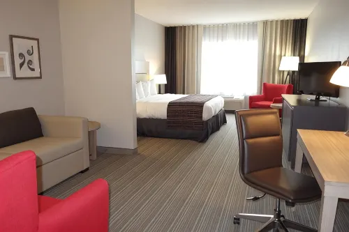 Country Inn & Suites by Radisson, Coralville, IA - Lemmikkieläimet sallittu