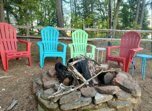 LAKE FRONT ISLAND HIDE-AWAY WITH BOAT DOCK - Homestays