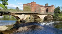 Character cottage (18c) on the edge of historic Belper