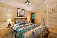 Ohiopyle Luxury Treehouse - Chalets