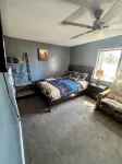 Secluded and Cozy Log Cabin /w Hot Tub + Fire Pit - Homestays