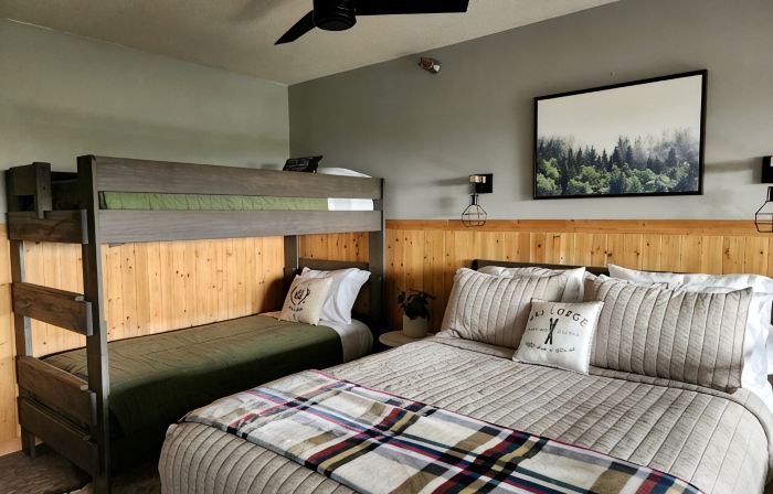 Pool, Hot Tub, Hiking Trails, Gondola, Alpine Slides, & More -Lutsen Mtn Getaway