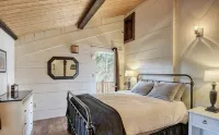 Cozy Cabin on the “Shadowy St Joe” - 3-Star