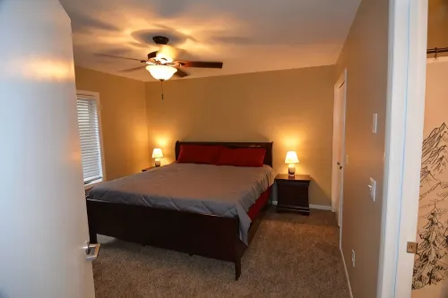 Peek' n Peak, Camelot  Loft Condo,  Clymer, NY, 250 Yards to Chair 8, Sleeps 14 - Wi-Fi