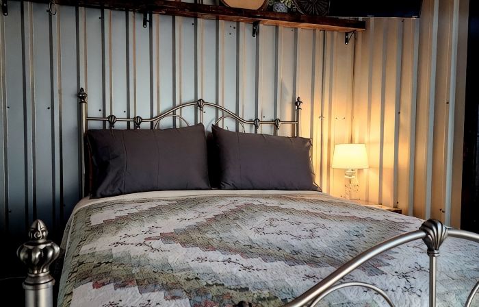 Sonoran Desert Getaway ~ The DoeHawk Creek Cabin