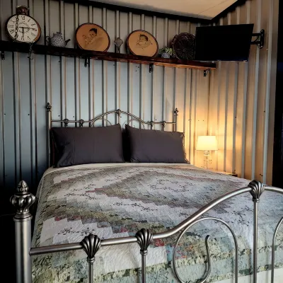 Sonoran Desert Getaway ~ The DoeHawk Creek Cabin - WiFi