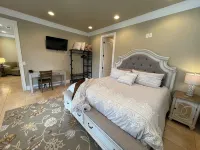 Lakeview Retreat: Dock, Boat Slip, Spacious for multi-family - 무료 와이파이
