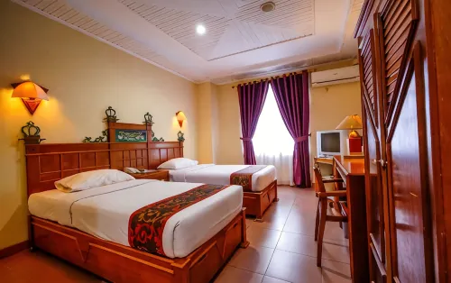 Kharisma Hotel - 2-Star