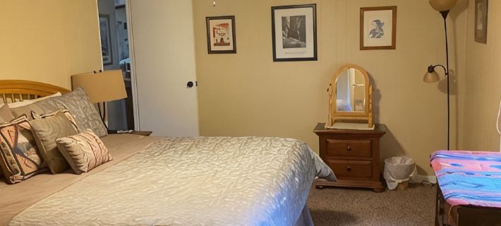 Make Memories in this Comfy Two Bedroom Two Bath Home Hotels in Pine