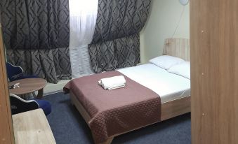 Tyumen na Respubliki Hotel-Hostel