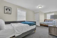 Seaside Heights Home- All Season Swim Spa with Bay Views & Game Room! - 4 ดาว