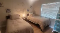 Newly remodeled and 6 minutes from Indian Rocks Beach and the Gulf Coast! - Uima-altaat