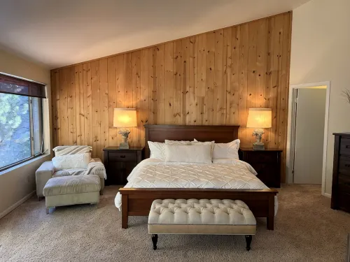 Spacious Secluded Cabin on 9 acres Hot Tub Outdoor Dining Private Trails - 3 tähden