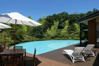 Morino Sumika - Pool