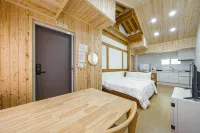 Gurye Deokyeongru Pension - 2-Star