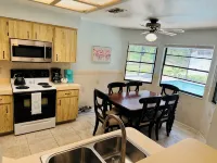 Large Pool • Clean & Comfortable • Split Floorplan • King Beds! - 3-Star