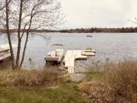 Lakefront Cottage 2 min to downtown - 3-Star