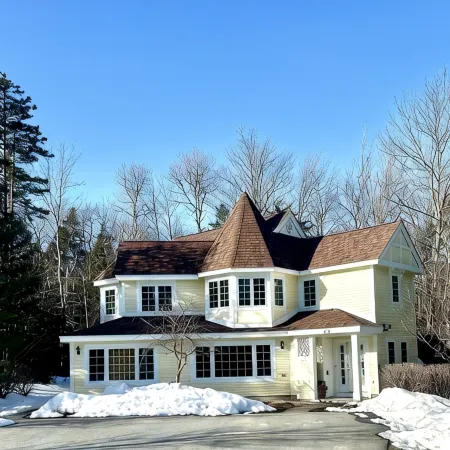 Brand New Listing! Amazing 4 Bedroom Townhome with your own private Hot Tub!!!