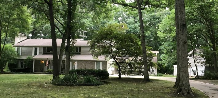 Indoor Pool, Game Room, 6 Br, 4.5 Bath, Sleeps 14, Wheelchair Access, Pets ok!! Hotels in Lorain County