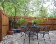 Casa Blue - Beautiful Renovated Cottage Close to Downtown! - 3-Star