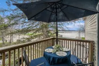 Downtown Boyne City charmer with stunning Lake Charlevoix and Boyne River views. - 3-Star