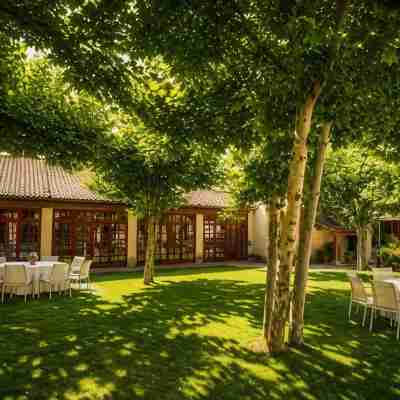Hotel El Rancho Hotel Exterior