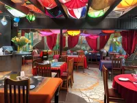 Rabbit Hole Hotel - breakfast